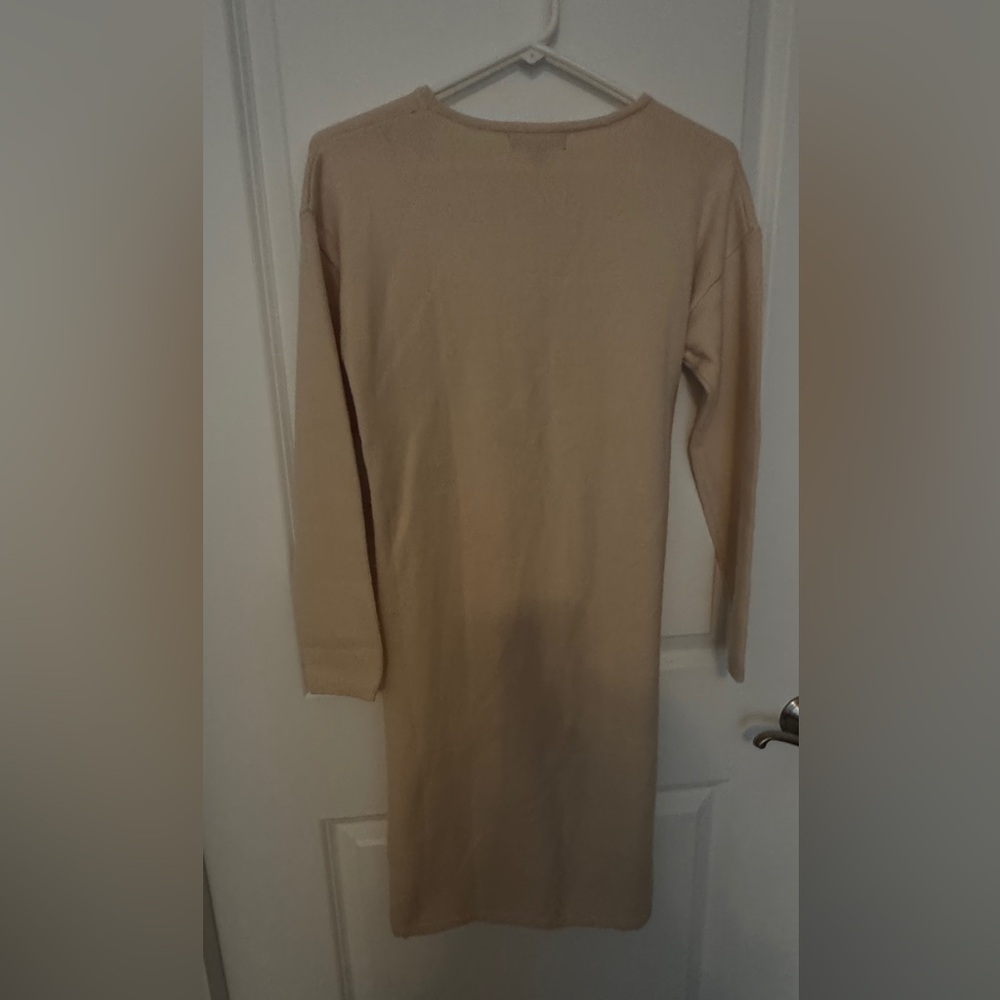 Banana Republic Long Sleeve Wrap Dress in Cream Color - Picture 5 of 7